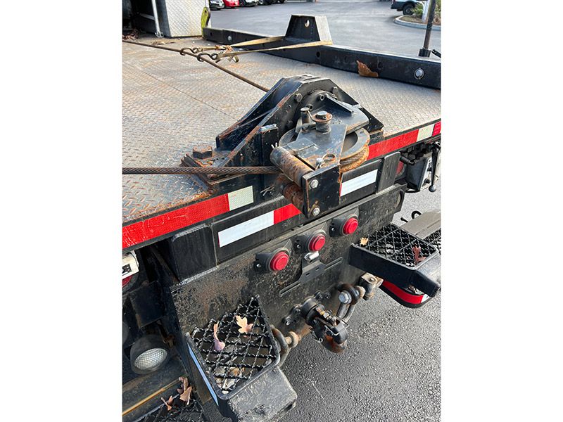 2007 Freightliner M2 (Key #5217) 4